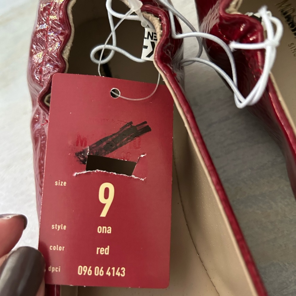 NIB Mossimo Supply Co. ONA Red Ballet Flats Patent Faux Leather Size 9 NEW - Picture 8 of 11